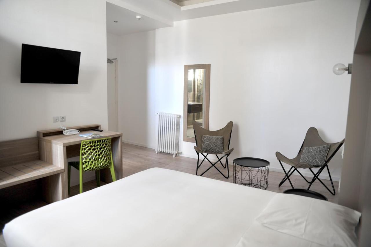 Grand Hotel 생트 포이 라 그랑드 외부 사진